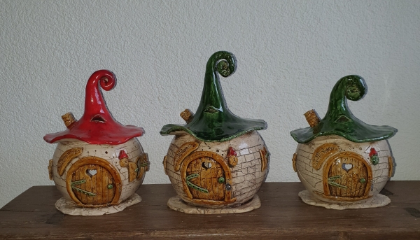 Keramik Lichterhaus - getöpfert mit grünem Dach