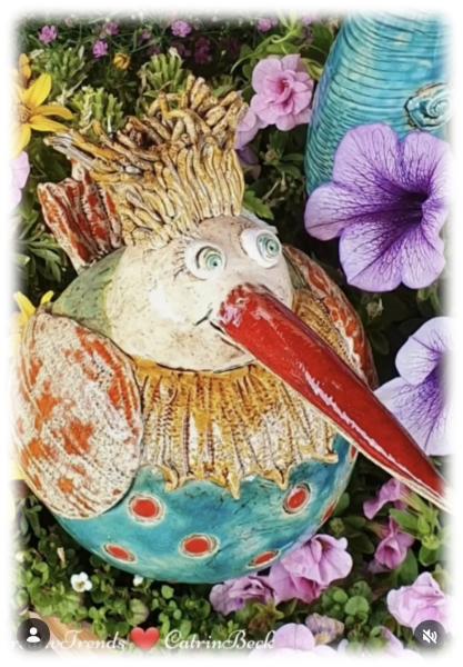 Keramik Perückenvogel Zaunhocker Blumenstecker